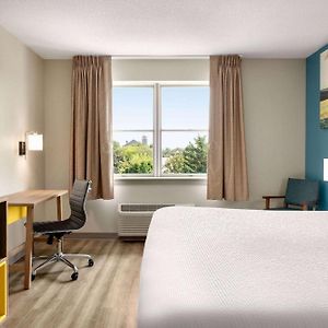 King Room Mobility Access or Non-Smoking